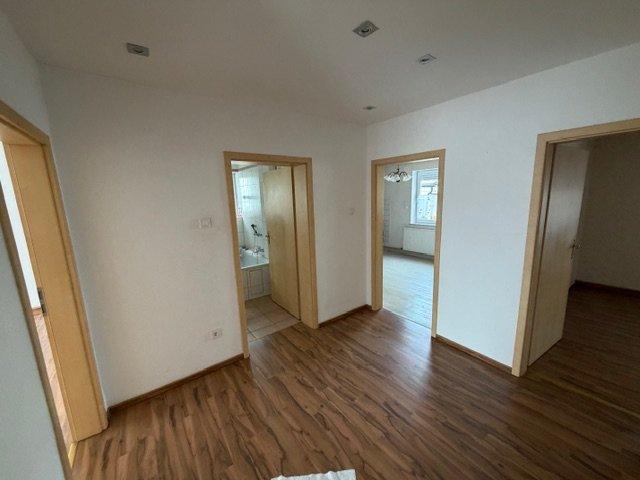 Erdgeschoßwohnung Vellmar - 3 Zimmer, 80 m&sup2;, 950&euro; | Angebot:26022154