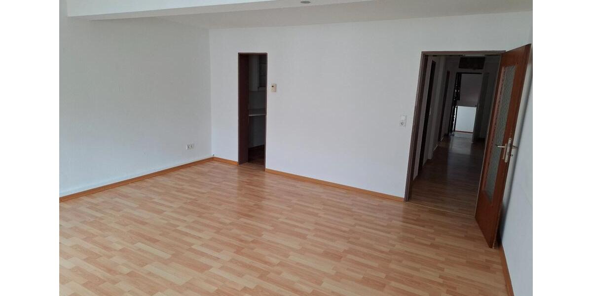 Etagenwohnung Trier - 2 Zimmer, 64 m&sup2;, 590&euro; | Angebot:26653140