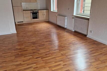 3-ZKB-Wohnung über 2 Ebenen, Küche & Sofa, sehr zentral 3 zimmer