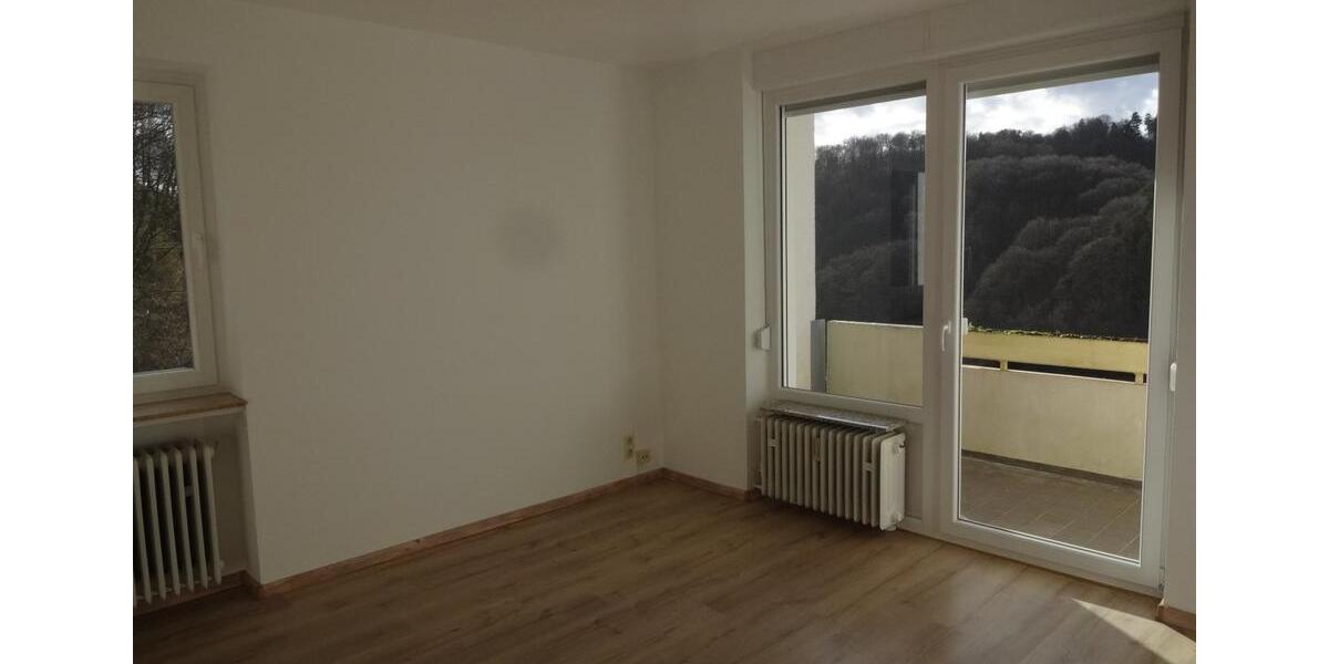 Etagenwohnung Mettlach - 3 Zimmer, 72 m&sup2;, 740&euro; | Angebot:26021093