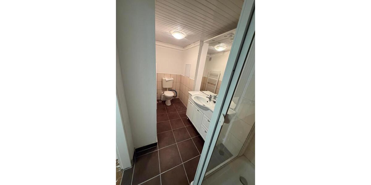 Gewerbeobjekt Düsseldorf Stadtbezirk 9 - 1.250&euro; | Angebot:26628926