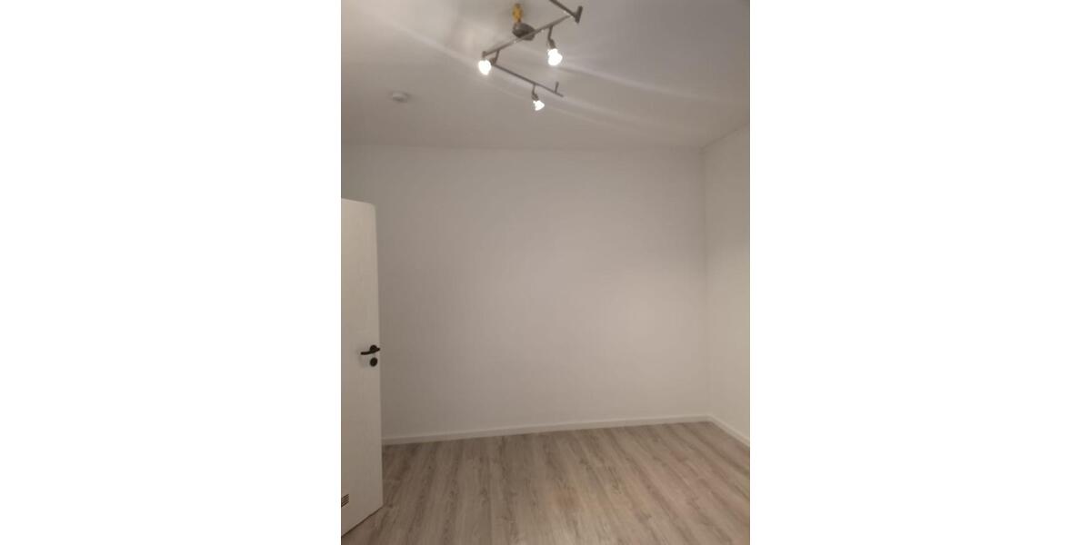 Erdgeschoßwohnung Michelau in Oberfranken - 2 Zimmer, 70 m&sup2;, 450&euro; | Angebot:26041389