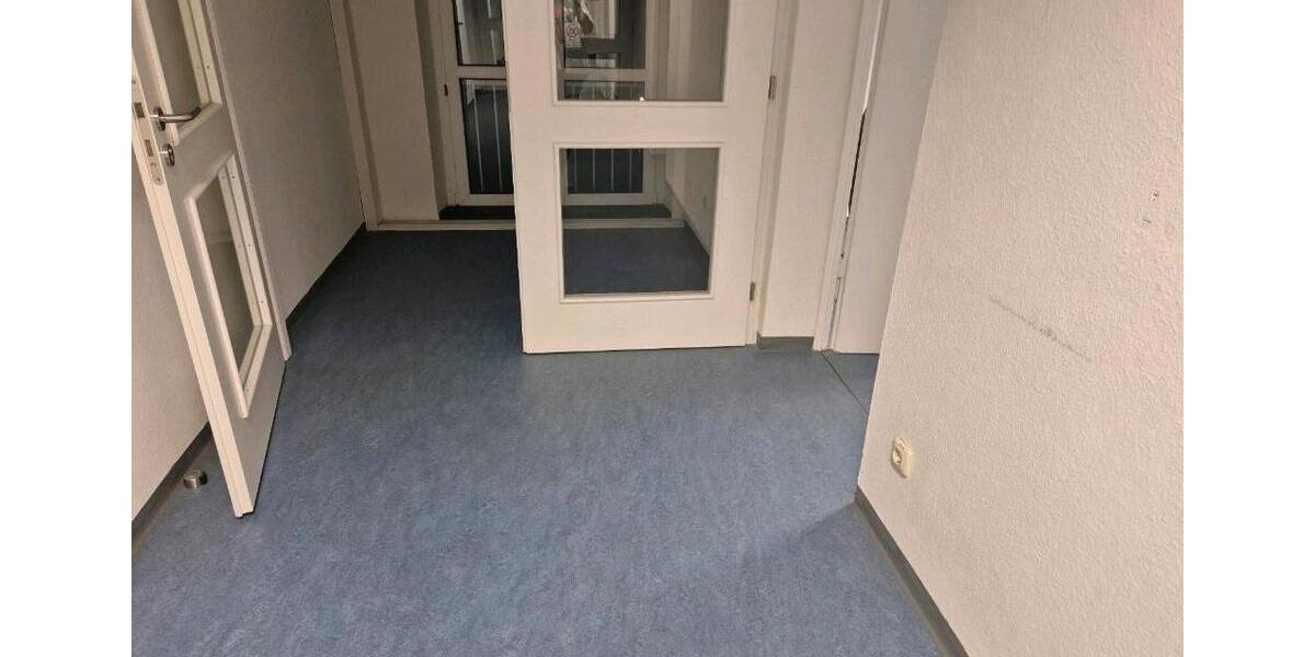 Wohnen auf Zeit Amberg - 5 Zimmer, 22 m&sup2;, 330&euro; | Angebot:26541672