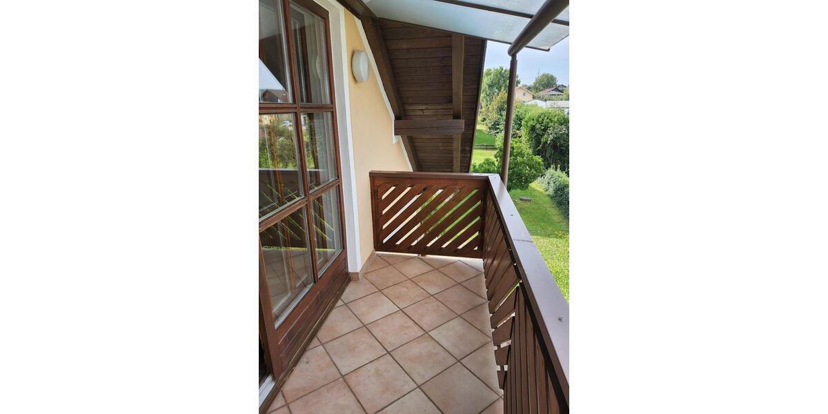 Dachgeschoßwohnung Bayerbach - 2 Zimmer, 69 m&sup2;, 490&euro; | Angebot:24768349