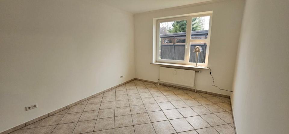 Erdgeschoßwohnung Stapel - 2.5 Zimmer, 67 m&sup2;, 750&euro; | Angebot:24653263