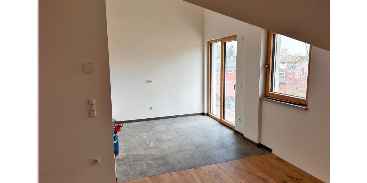 Dachgeschoßwohnung Kraiburg am Inn - 2 Zimmer, 75 m&sup2;, 980&euro; | Angebot:25940423
