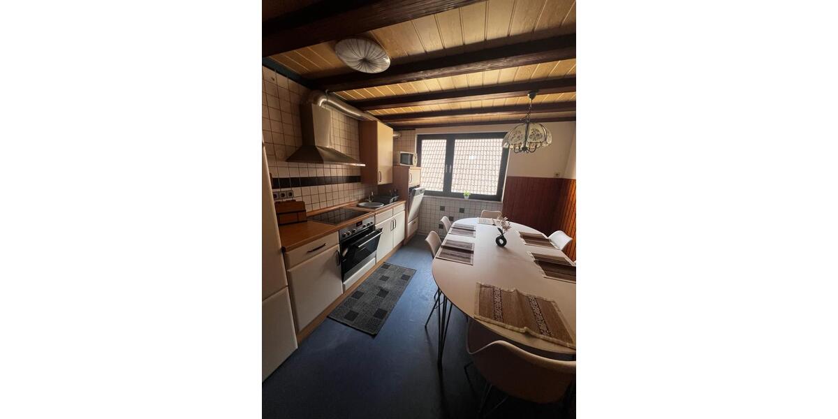 Wohnen auf Zeit Boxberg - 4 Zimmer, 130 m&sup2;, 25&euro; | Angebot:25763041