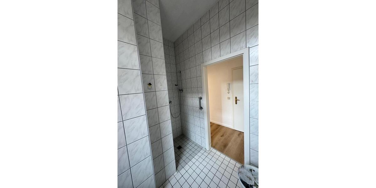 Erdgeschoßwohnung Bad Dürrenberg - 2 Zimmer, 40 m&sup2;, 305&euro; | Angebot:25354498