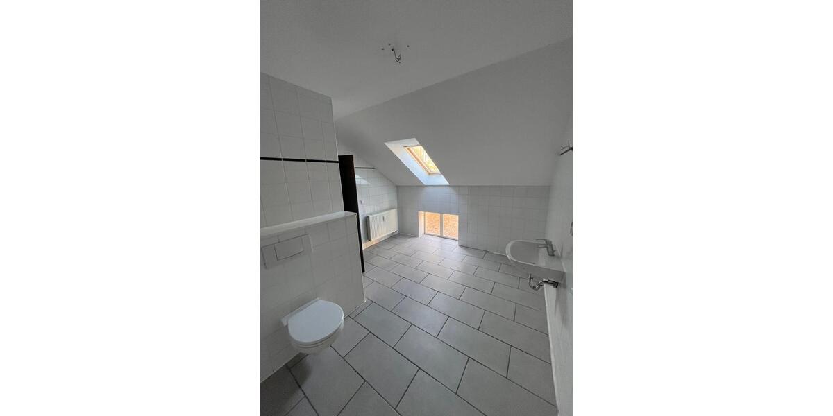 Doppelhaushälfte Torgau - 4 Zimmer, 130 m&sup2;, 1.015&euro; | Angebot:23598489