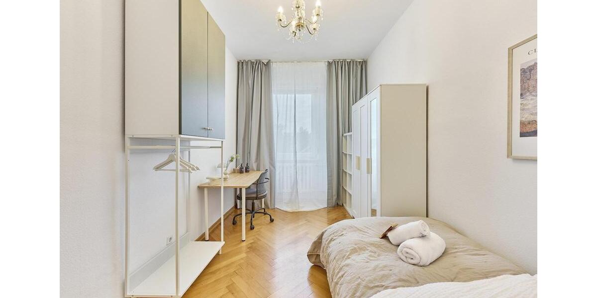 Wohnen auf Zeit Pforzheim Nordstadt - 1 Zimmer, 13 m&sup2;, 450&euro; | Angebot:24919148