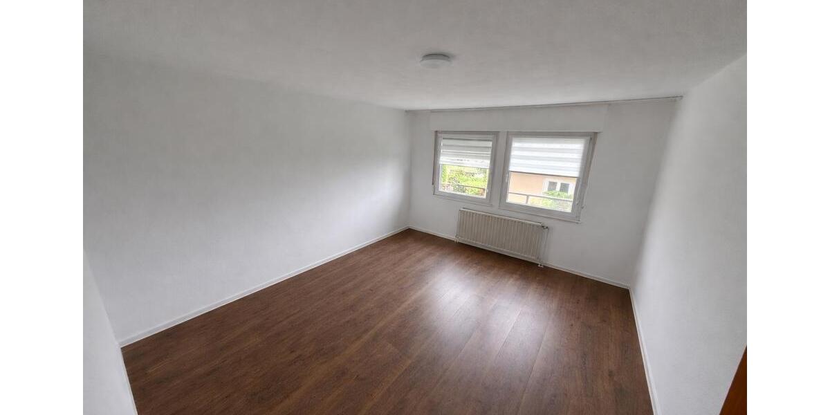 Etagenwohnung Bad Rappenau - 3 Zimmer, 75 m&sup2;, 900&euro; | Angebot:26025495