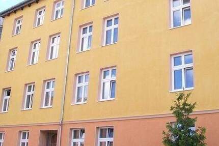 Moderne 2-Zi.Whg im DG mit Balkon 2 zimmer