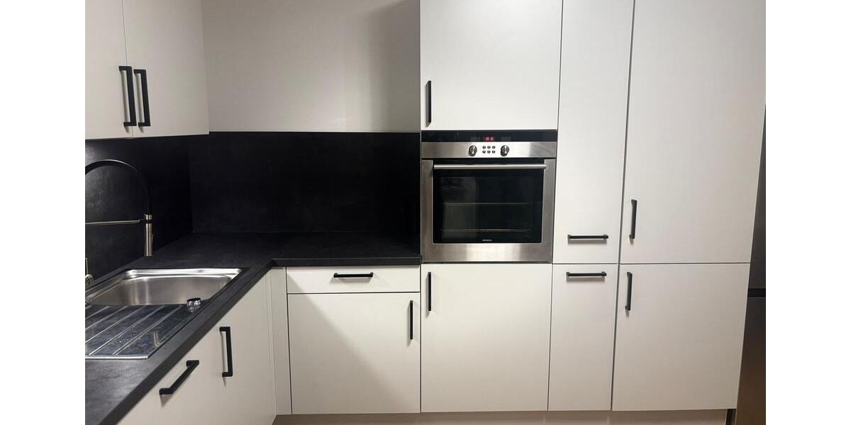 neu renovierte 2-Zimmer-Wohnung, 5 min zum Bahnhof 2 zimmer