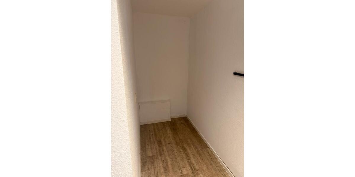 Erdgeschoßwohnung Würzburg Dürrbachau - 1 Zimmer, 63 m&sup2;, 869&euro; | Angebot:25546067