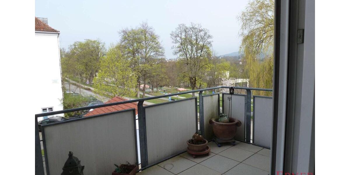 Etagenwohnung Viechtach - 3 Zimmer, 71 m&sup2;, 600&euro; | Angebot:26276524