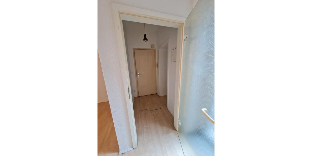 Erdgeschoßwohnung Krefeld - 2 Zimmer, 61 m&sup2;, 550&euro; | Angebot:26697803