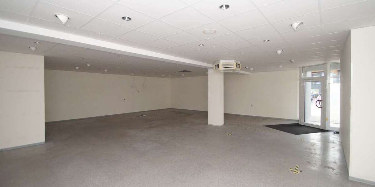 Hochfrequentierte 150m²-Gewerbefläche in Dessau-Roßlau: Ideal für Apotheke oder Fachhandel! zimmer