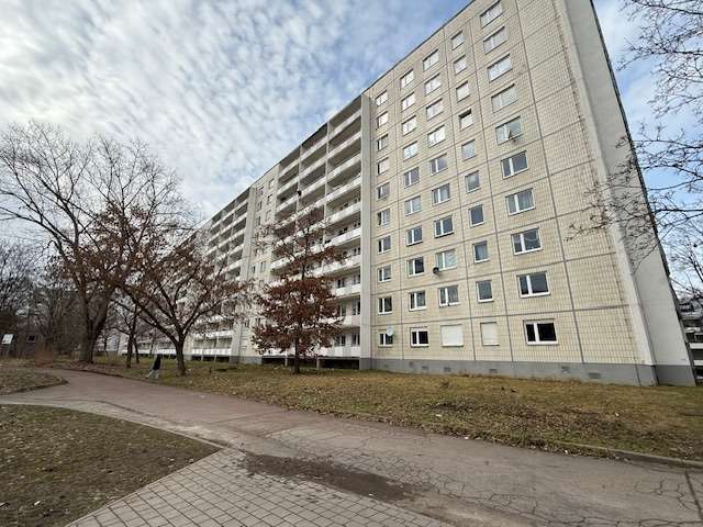 Etagenwohnung Halle Halle-Neustadt - 1 Zimmer, 34 m&sup2;, 230&euro; | Angebot:26177421