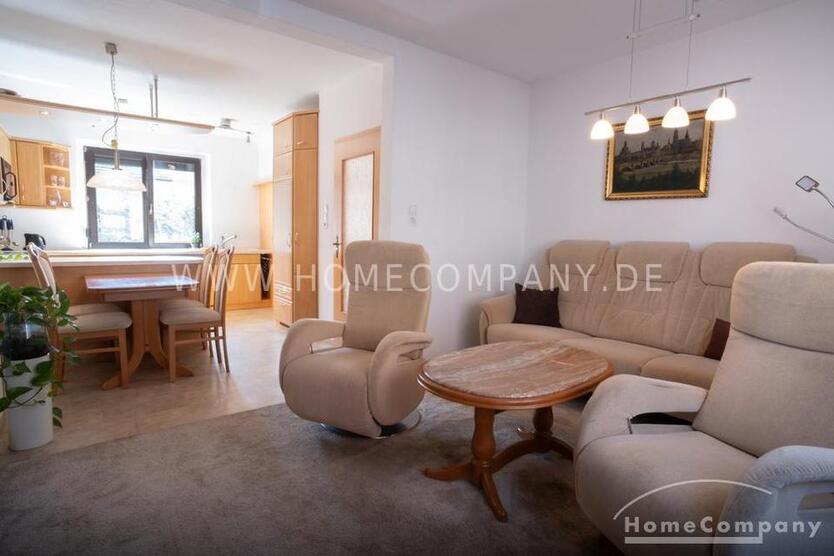 MöbliertFurnished Reihenhaushaus mit Grundstück in Dresden-Niedersedlitz max. 3 Personen