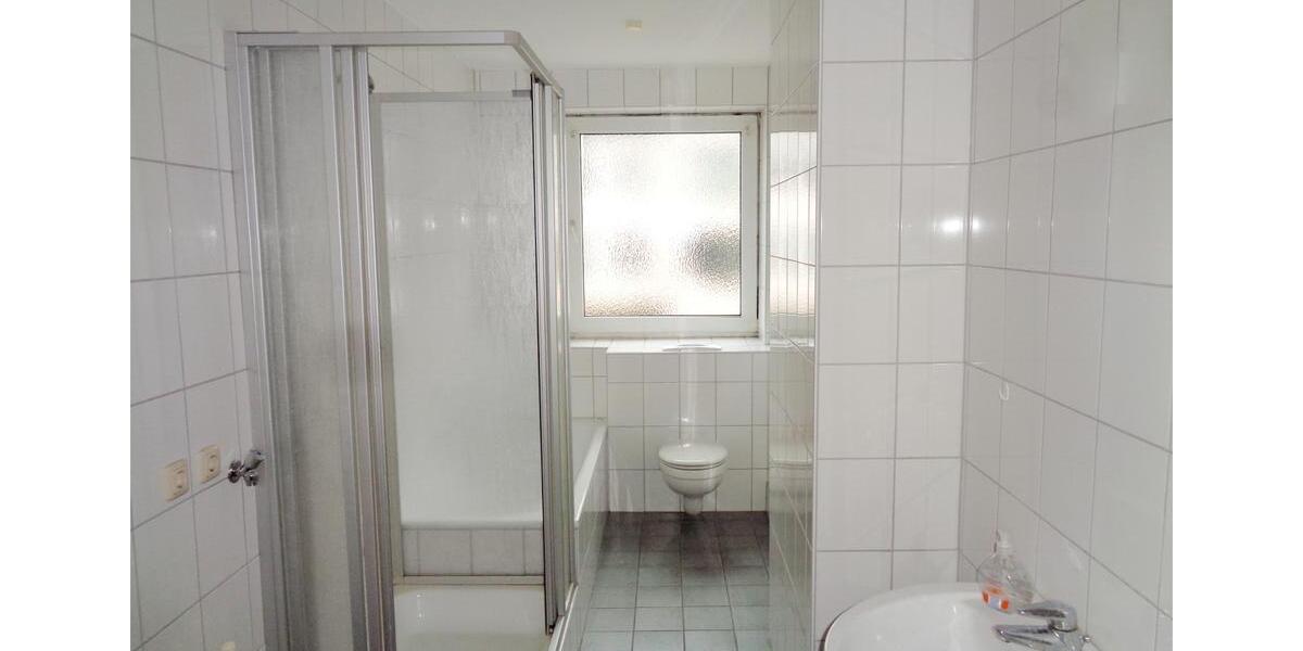 Etagenwohnung Braunschweig - 2 Zimmer, 77 m&sup2;, 657&euro; | Angebot:26338452