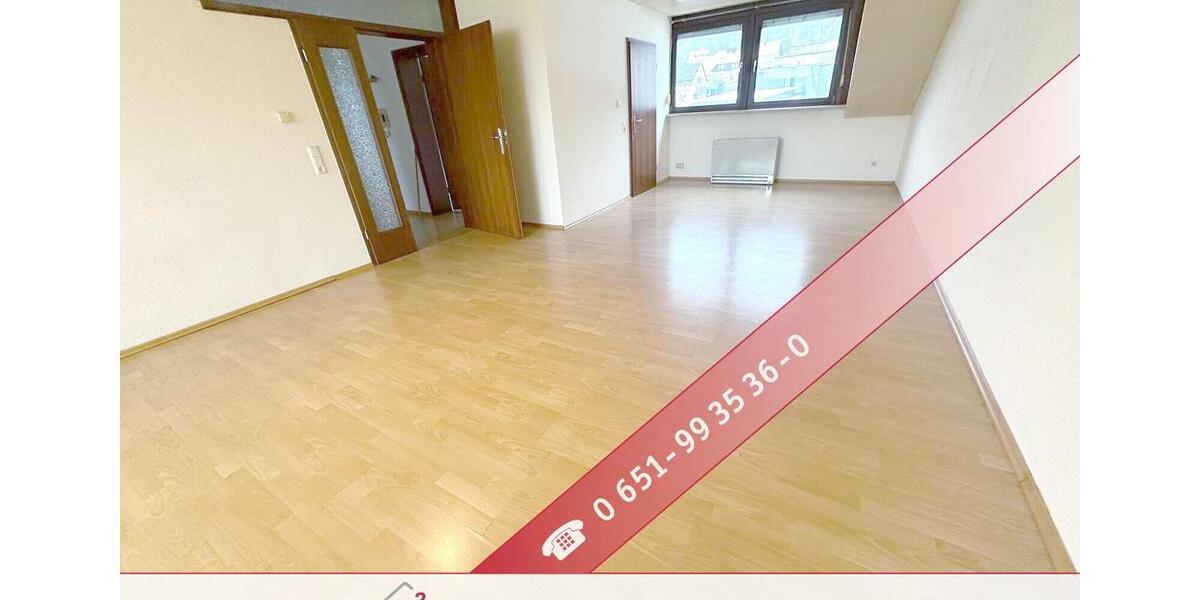 Föhren: Gepflegte 3ZKB - Wohnung mit großzügigem Balkon und Stellplatz! 3 zimmer