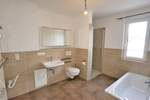 Etagenwohnung Coburg Ketschendorf - 2 Zimmer, 88 m&sup2;, 880&euro; | Angebot:25897943