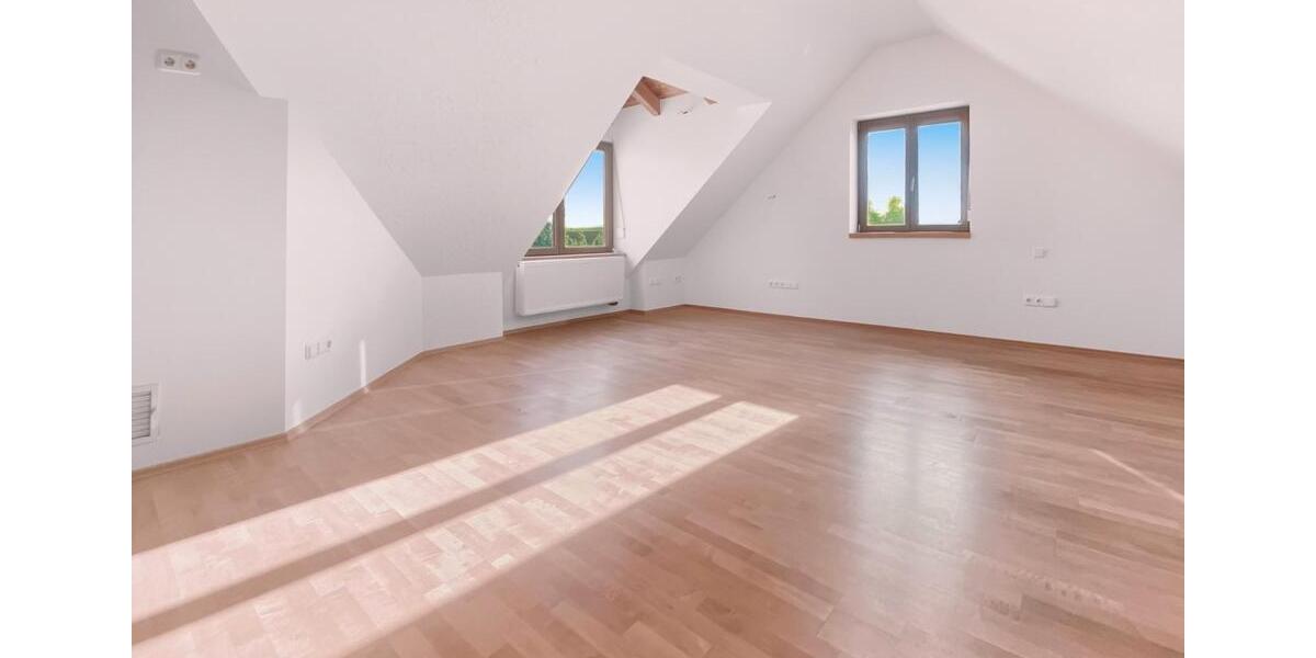 Etagenwohnung Volkach - 4 Zimmer, 115 m&sup2;, 1.250&euro; | Angebot:26494720