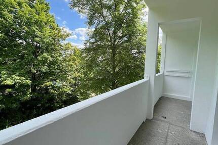 Wohnung Chemnitz Yorckgebiet - 4 Zimmer, 71 m&sup2;, 410&euro; | Angebot:26929939