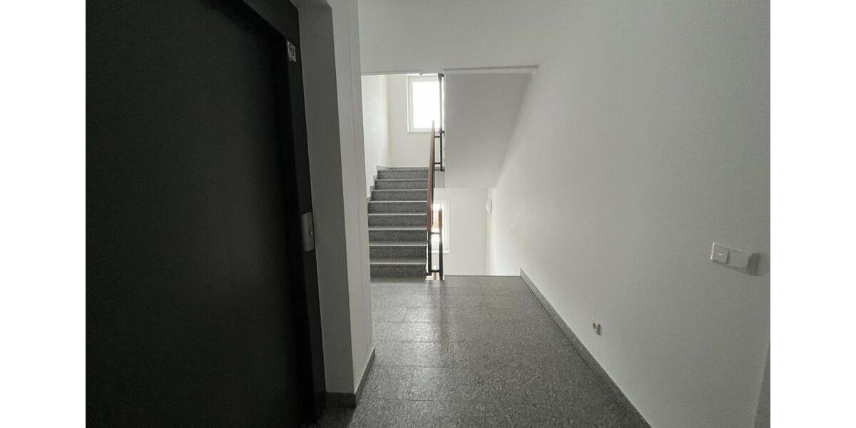 Etagenwohnung Schwerin Gartenstadt - 3 Zimmer, 85 m&sup2;, 1.080&euro; | Angebot:24382433