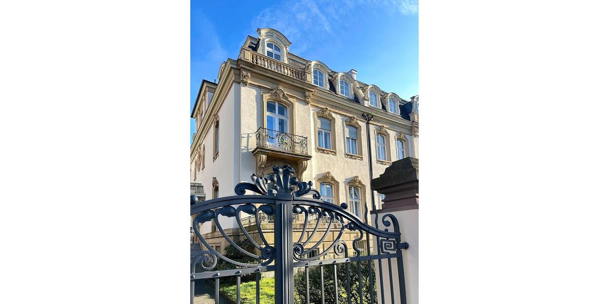 Villa Frankfurt am Main Süd - 4 Zimmer, 159 m&sup2;, 3.050&euro; | Angebot:24737128