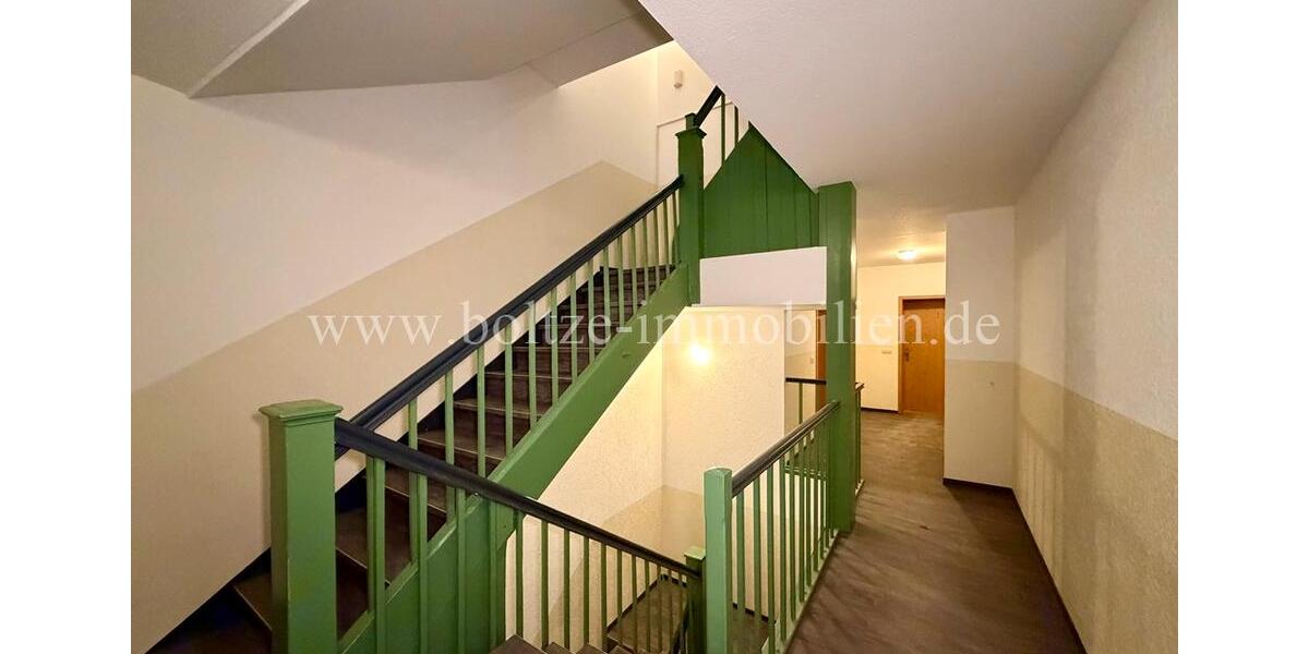Dachgeschoßwohnung Naumburg (Saale) - 3 Zimmer, 100 m&sup2;, 580&euro; | Angebot:25719584