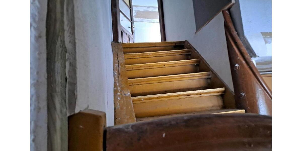 Etagenwohnung Ballenstedt - 2 Zimmer, 60 m&sup2;, 250&euro; | Angebot:24307081