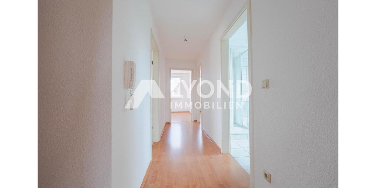 Dachgeschoßwohnung Ballenstedt - 3 Zimmer, 74 m&sup2;, 435&euro; | Angebot:25869817