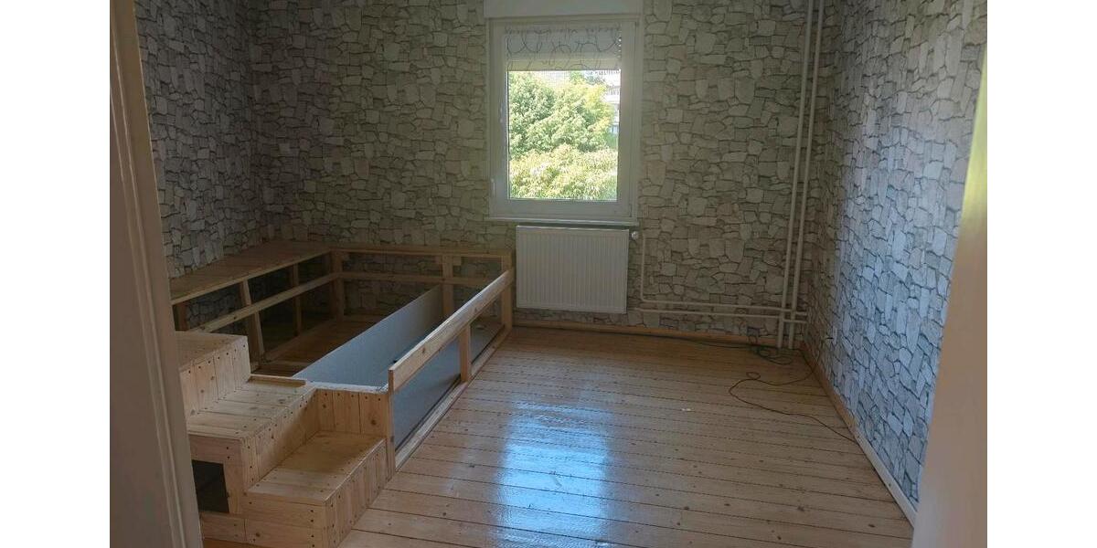 Maisonettenwohnung Seelze - 7 Zimmer, 150 m&sup2;, 1.400&euro; | Angebot:26705894