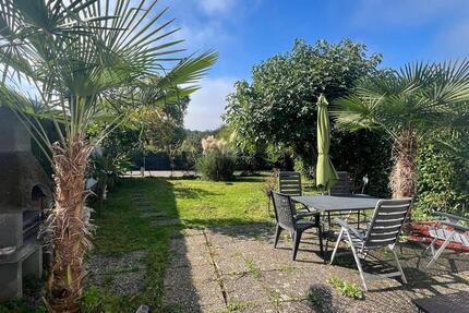 Ruhiges Zuhause mit Garten, Garage und Blick ins Grüne 3 zimmer