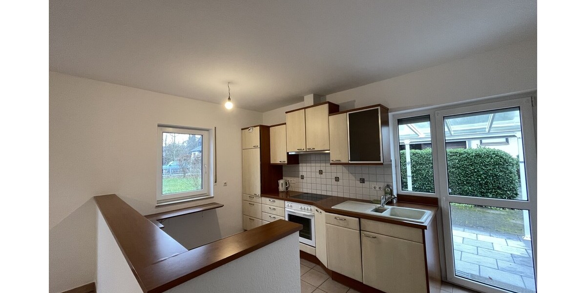 Großzügige Erdgeschosswohnung mit Balkon und Terrasse - Erdgeschoßwohnung Königswinter Oberpleis | Angebot:26738375