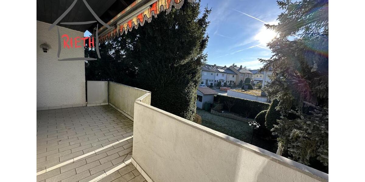 * Reiheneckhaus in toller Randlage von Schlösslesfeld * 6 zimmer