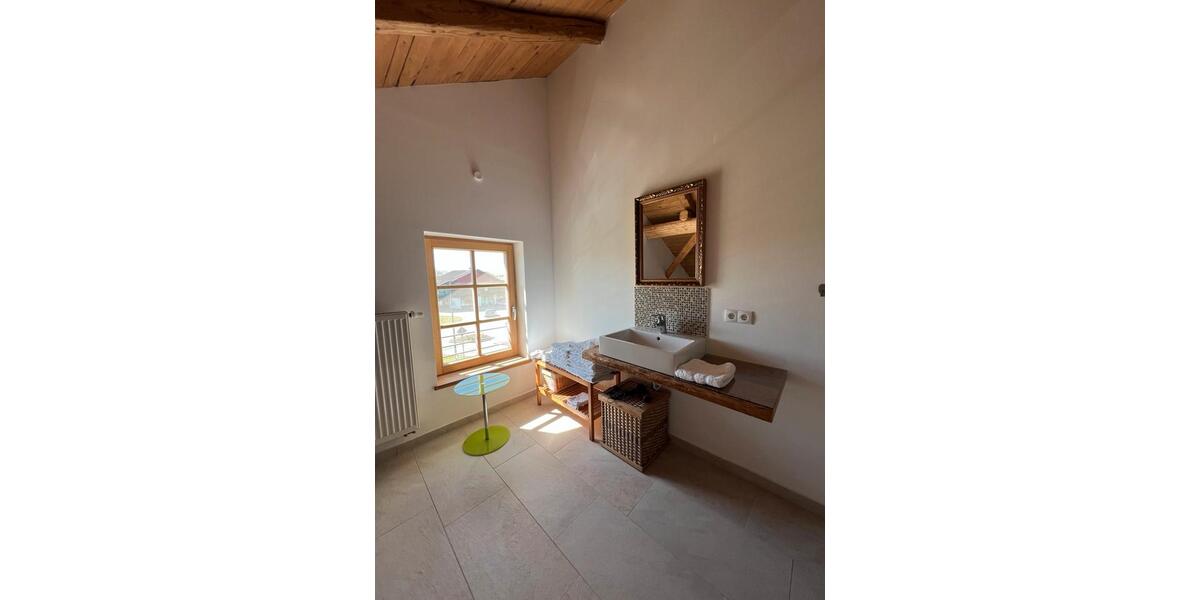 Loft - Studio - Atelier Neukirchen vorm Wald - 1 Zimmer, 82 m&sup2;, 600&euro; | Angebot:26549891