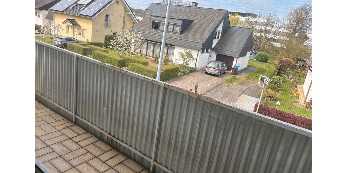 Etagenwohnung Koblenz Bubenheim - 4 Zimmer, 120 m&sup2;, 1.000&euro; | Angebot:26236225