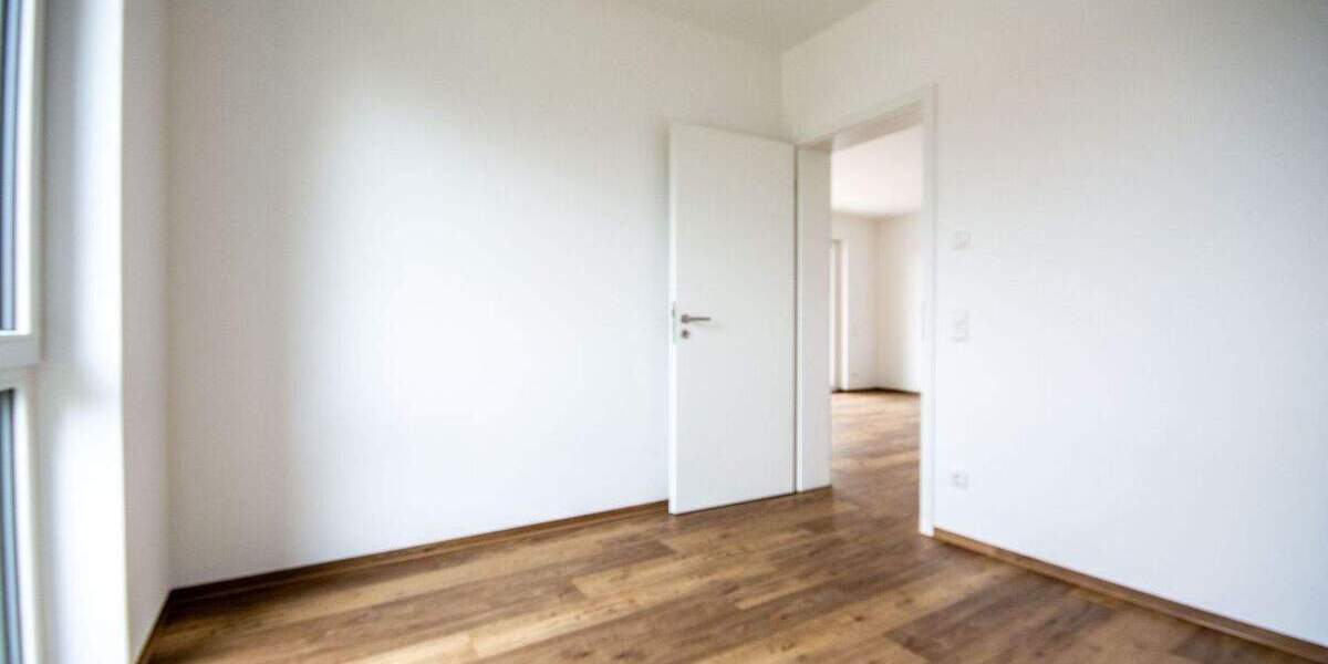 ***FAMILIEN AUFGEPASST! - 4-ZIMMER-EG-WOHNUNG MIT GROSSEM GARTEN*** 4 zimmer