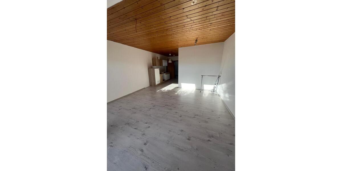 Dachgeschoßwohnung Balingen - 2 Zimmer, 39 m&sup2;, 650&euro; | Angebot:25924885