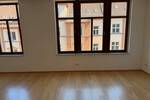 Etagenwohnung Plauen Stadtmitte - 2 Zimmer, 64 m&sup2;, 295&euro; | Angebot:26758862