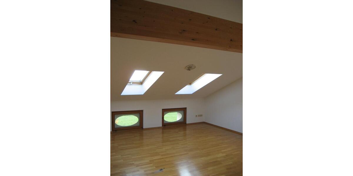 Dachgeschoßwohnung Halblech - 1 Zimmer, 38 m&sup2;, 400&euro; | Angebot:25989363