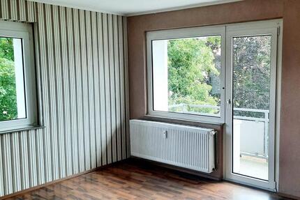 Helle 60 qm Etagenwohnung im 2. OG 3 zimmer