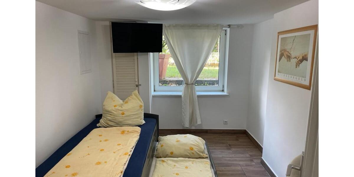 Dachgeschoßwohnung Glienicke/Nordbahn Nordbahn - 1 Zimmer, 30 m&sup2;, 45&euro; | Angebot:23281045
