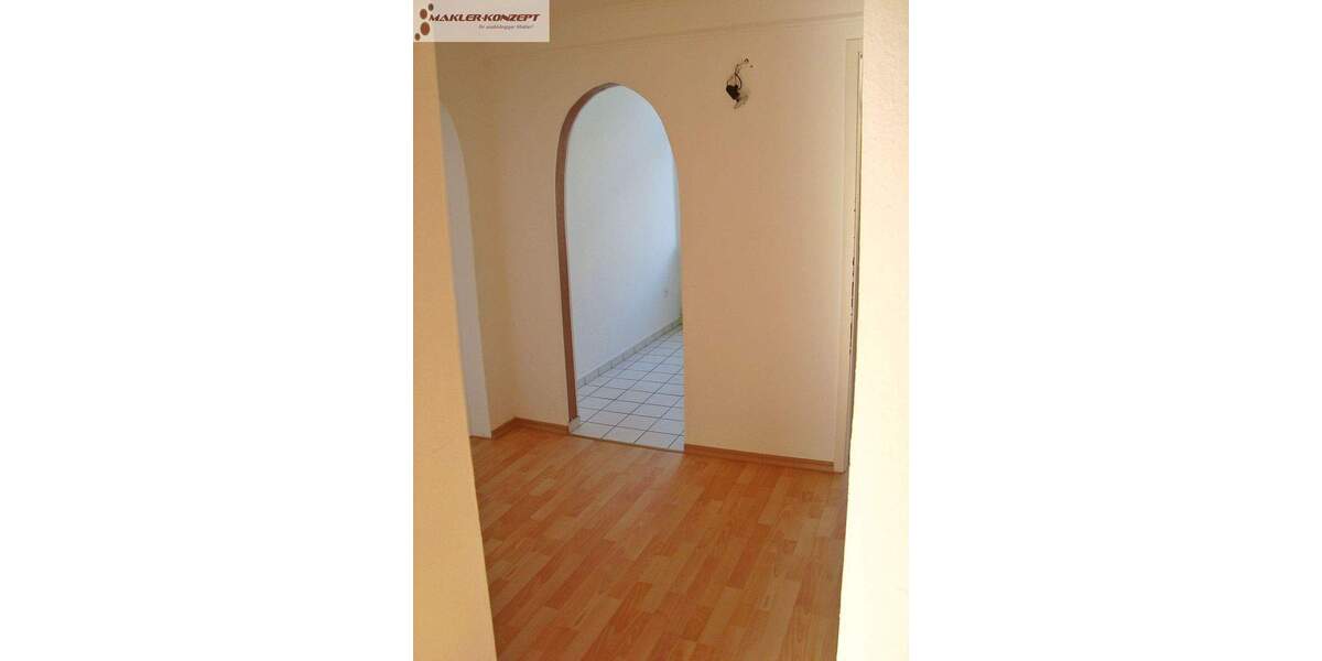 Etagenwohnung Hof Innenstadt - 4 Zimmer, 65 m&sup2;, 370&euro; | Angebot:26486460