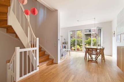 Haus zum Mieten in Hamburg 2.100 € 108 m² 4 zimmer