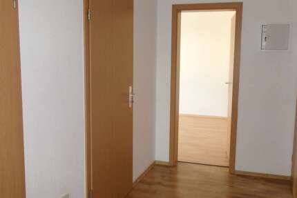 Wohnung Ellefeld - 2 Zimmer, 52 m&sup2;, 234&euro; | Angebot:27108450