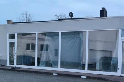 Vielseitig nutzbare Räumlichkeiten in Top-Lage von Düren zimmer