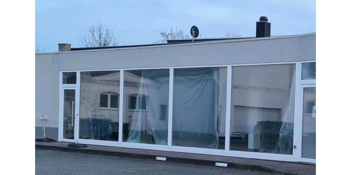 Vielseitig nutzbare Räumlichkeiten in Top-Lage von Düren zimmer